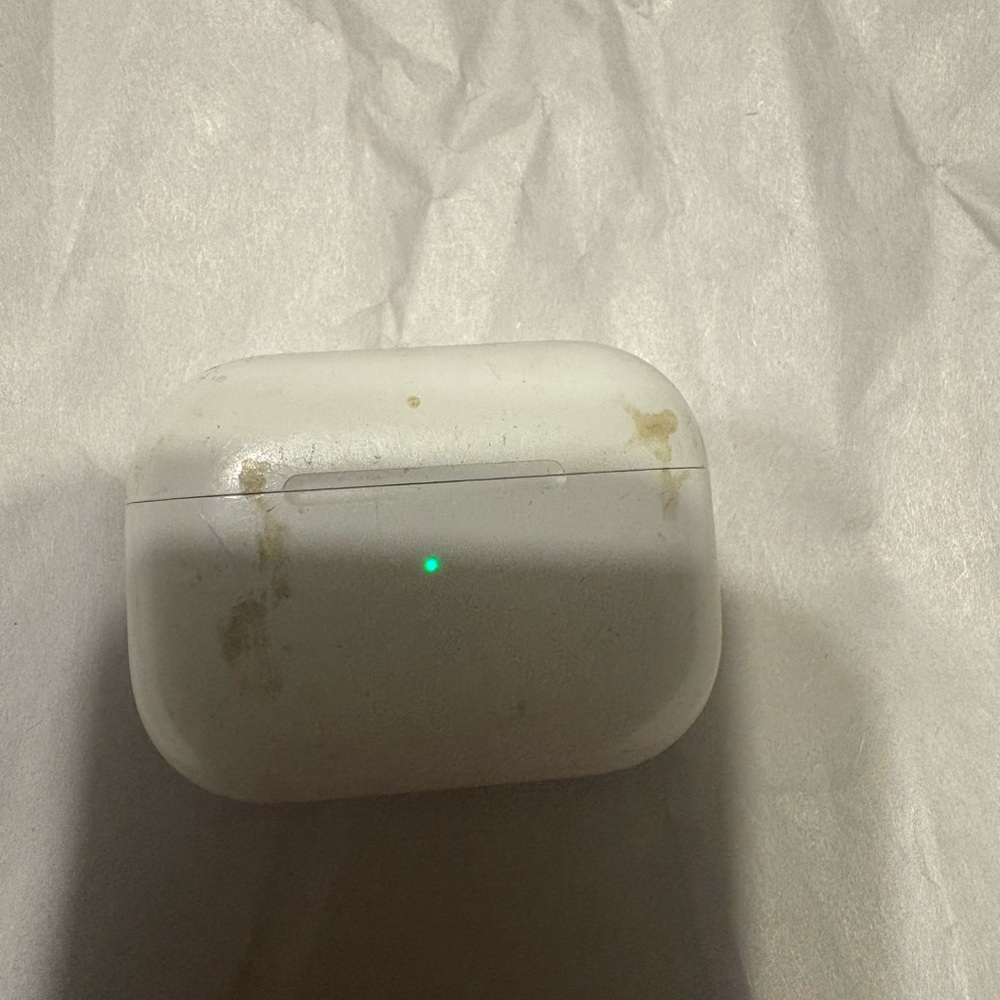 Apple White Earbud Headphones